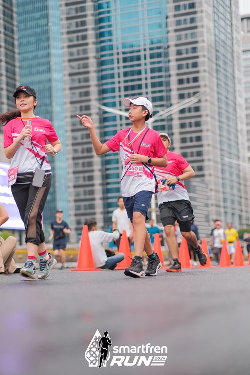 Race photo from Smartfren Run 2024