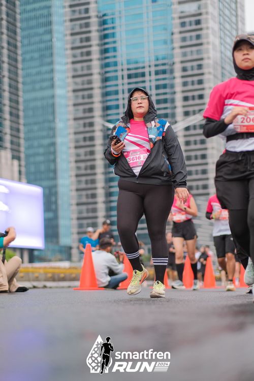 Race photo from Smartfren Run 2024