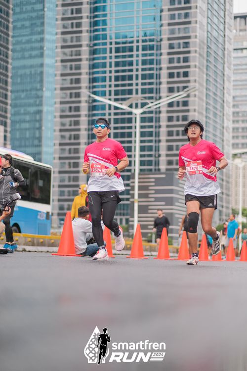 Race photo from Smartfren Run 2024