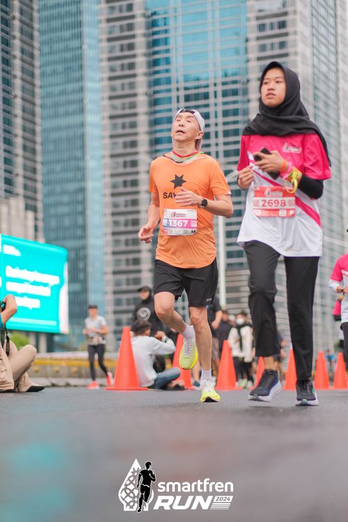 Race photo from Smartfren Run 2024