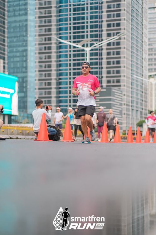 Race photo from Smartfren Run 2024