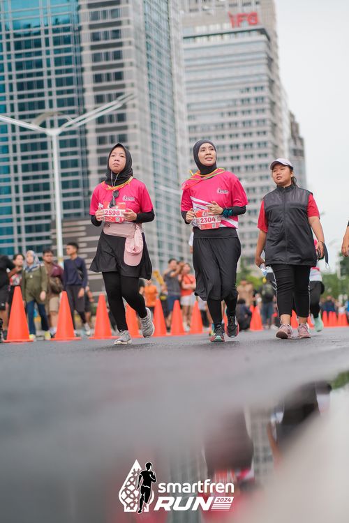 Race photo from Smartfren Run 2024