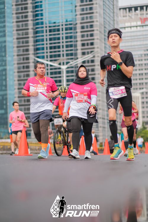Race photo from Smartfren Run 2024