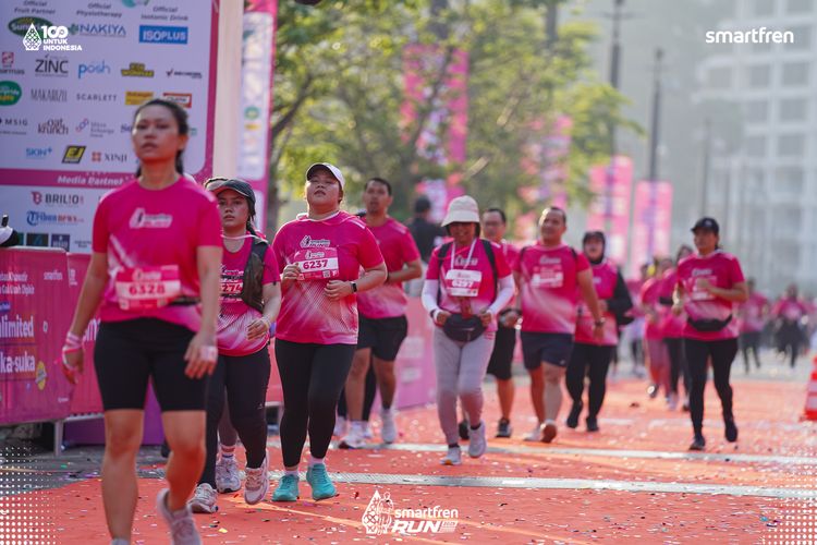 Race photo from Smartfren Run 2025 