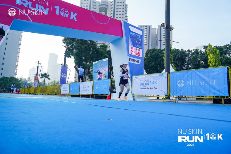 Race photo from Nu Skin Run 10K