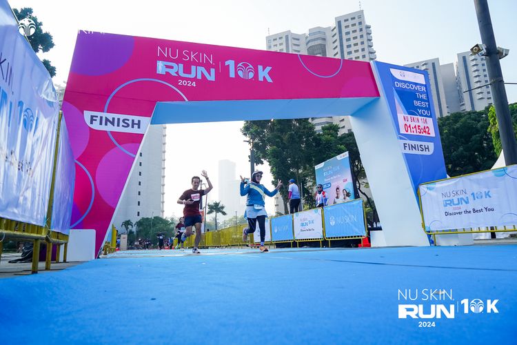 Race photo from Nu Skin Run 10K