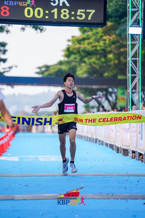 Race photo from CISANGKAN KBP CITY RUN 2025