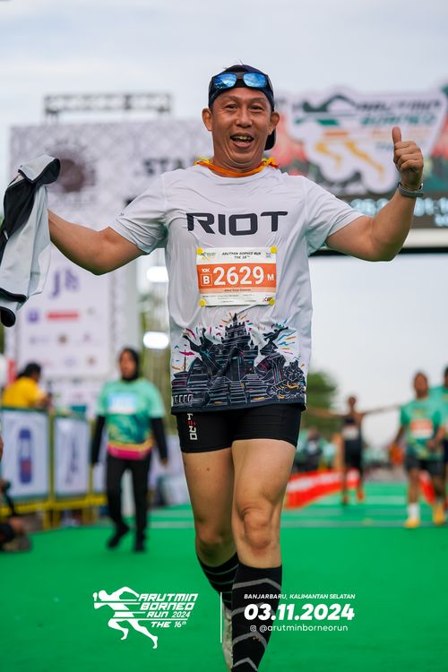 Race photo from Arutmin Borneo Run 2024