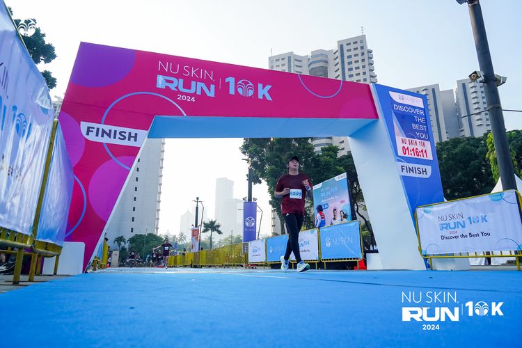 Race photo from Nu Skin Run 10K