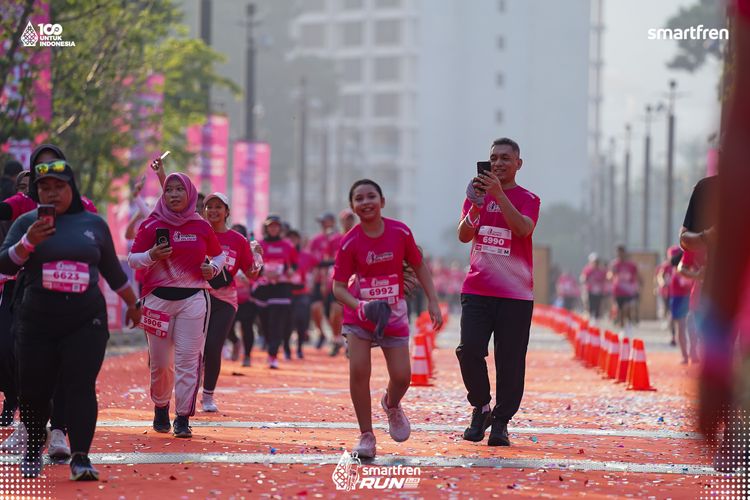 Race photo from Smartfren Run 2025 