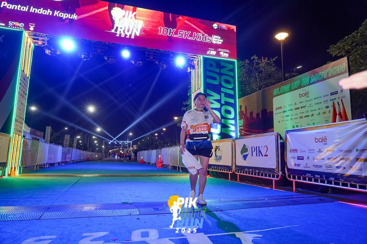 Race photo from PIK NITE RUN 2025