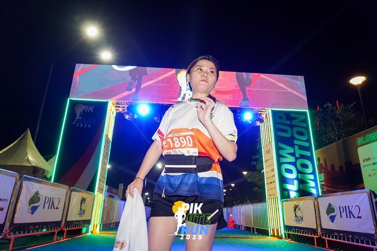 Race photo from PIK NITE RUN 2025