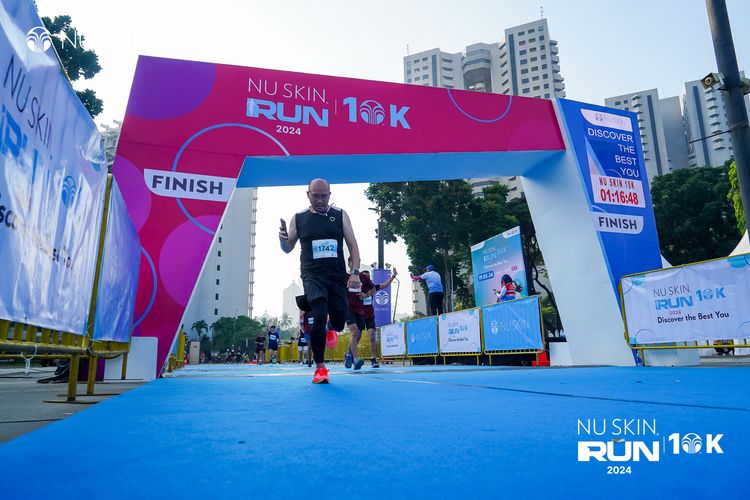 Race photo from Nu Skin Run 10K