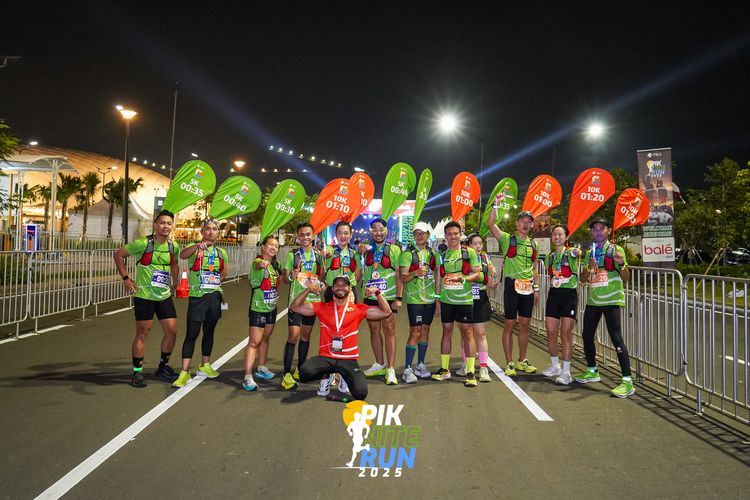 Race photo from PIK NITE RUN 2025