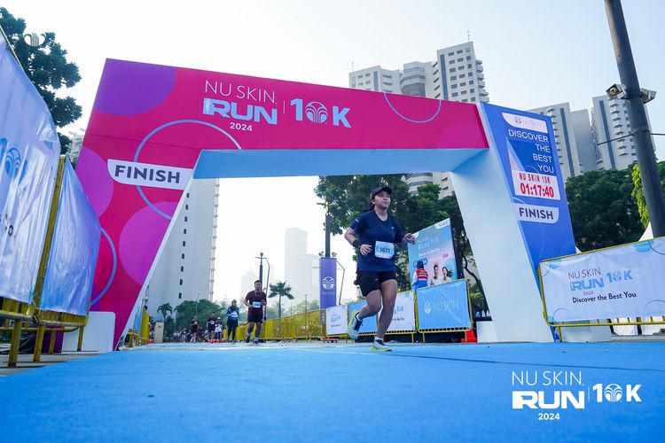 Race photo from Nu Skin Run 10K