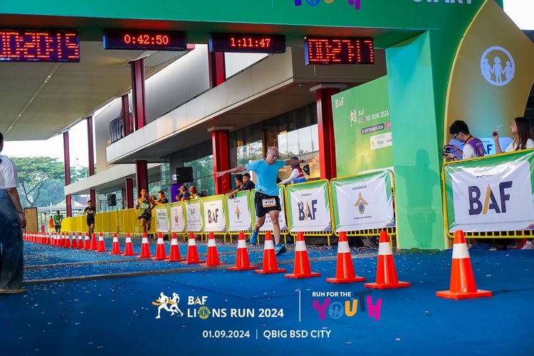 Race photo from BAF LIONS RUN 2024