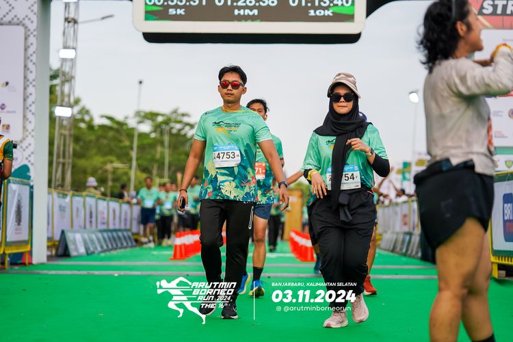 Race photo from Arutmin Borneo Run 2024