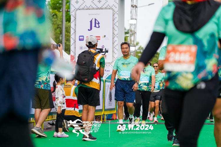 Race photo from Arutmin Borneo Run 2024