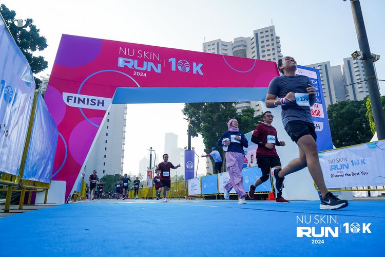 Race photo from Nu Skin Run 10K