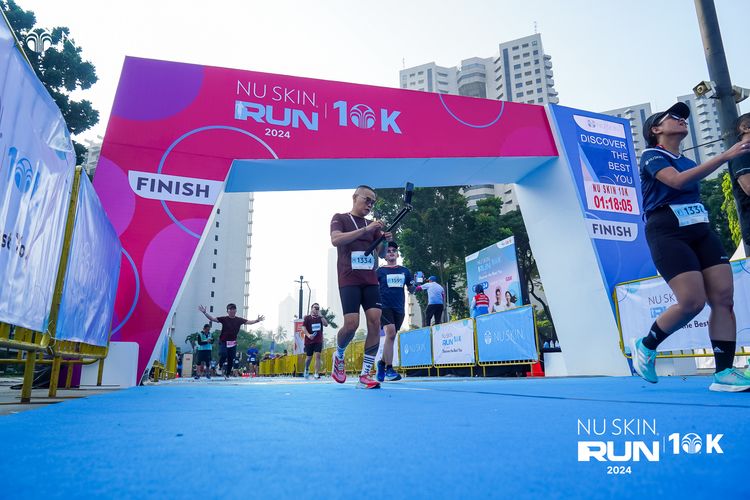 Race photo from Nu Skin Run 10K