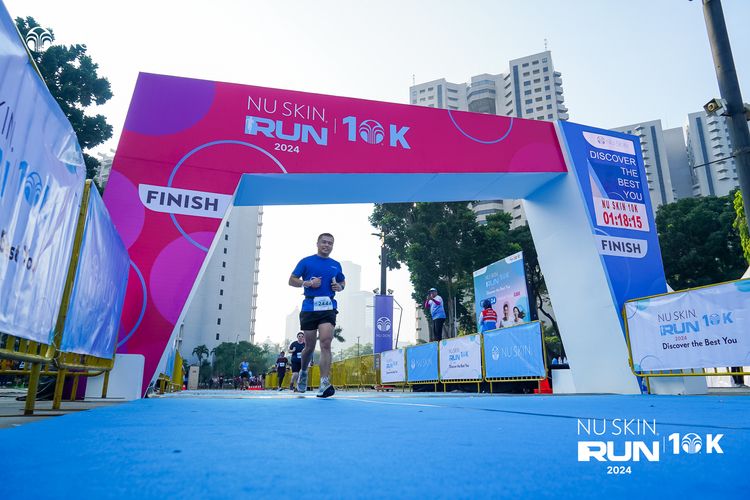 Race photo from Nu Skin Run 10K