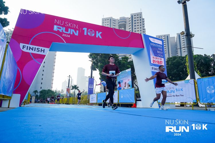 Race photo from Nu Skin Run 10K