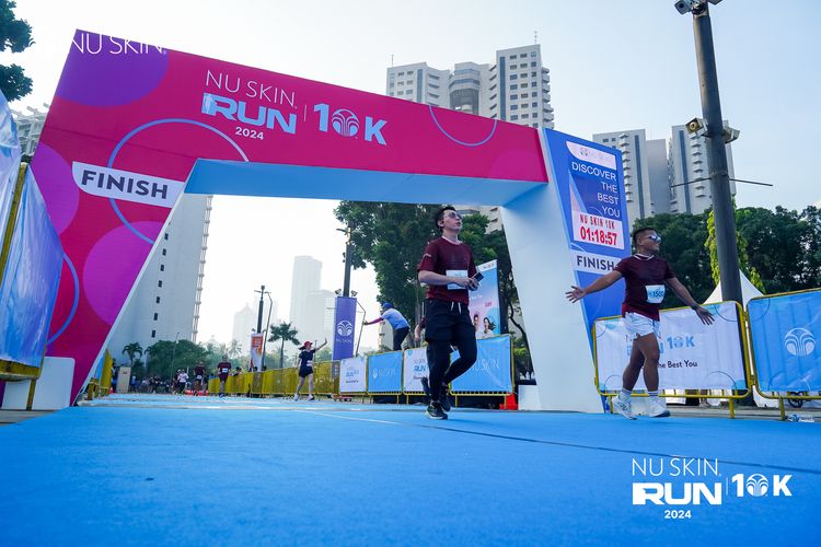 Race photo from Nu Skin Run 10K