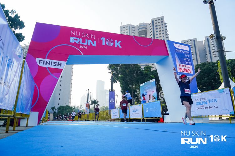 Race photo from Nu Skin Run 10K