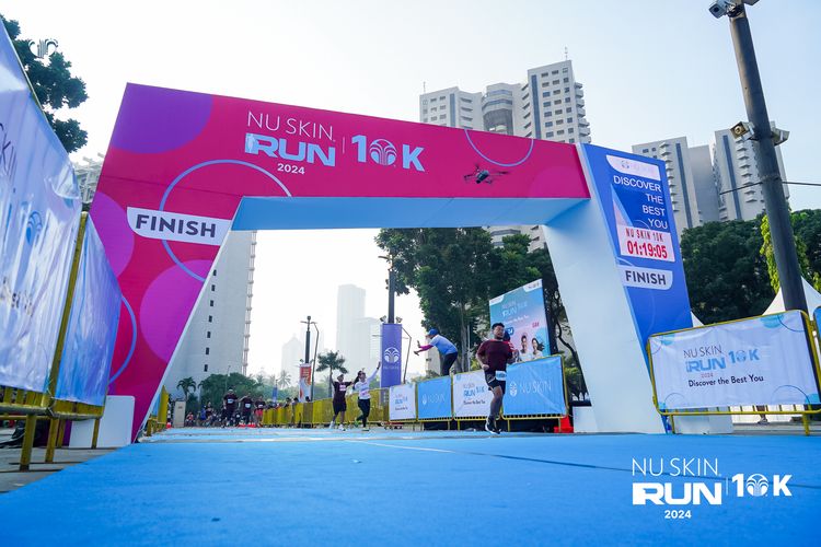 Race photo from Nu Skin Run 10K