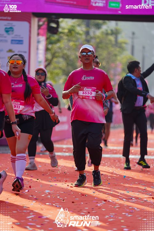 Race photo from Smartfren Run 2025 
