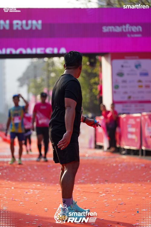Race photo from Smartfren Run 2025 