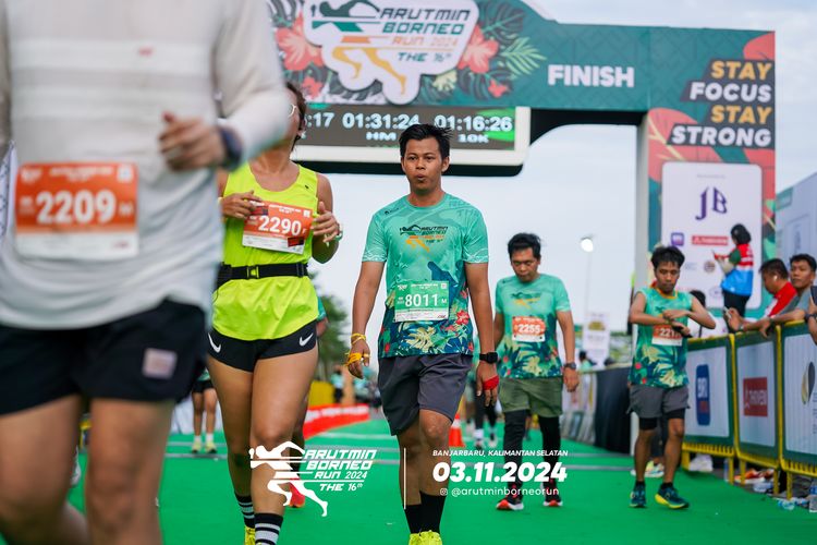 Race photo from Arutmin Borneo Run 2024