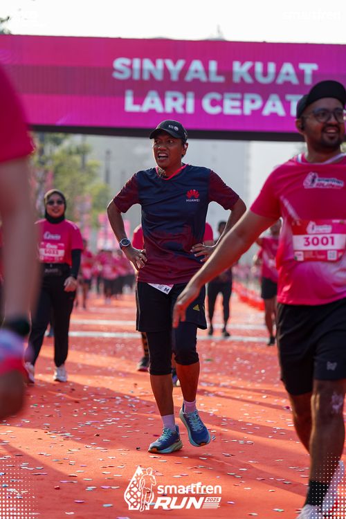 Race photo from Smartfren Run 2025 