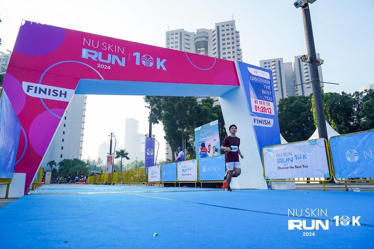Race photo from Nu Skin Run 10K