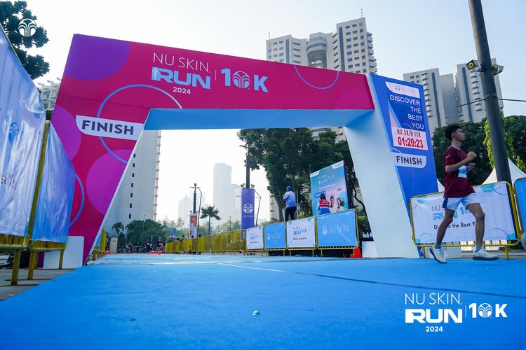 Race photo from Nu Skin Run 10K