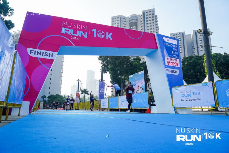 Race photo from Nu Skin Run 10K