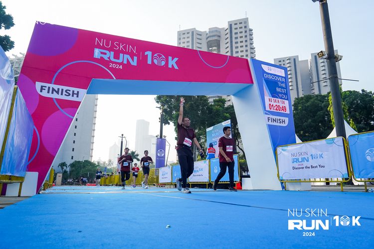 Race photo from Nu Skin Run 10K