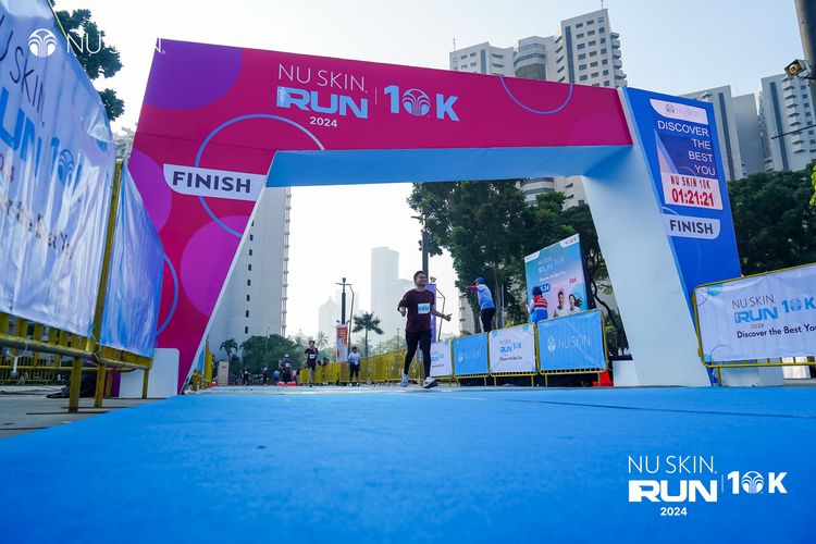 Race photo from Nu Skin Run 10K
