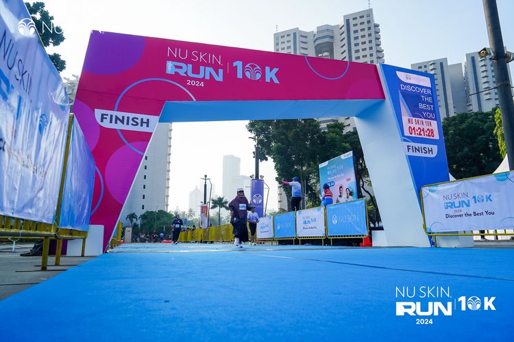 Race photo from Nu Skin Run 10K