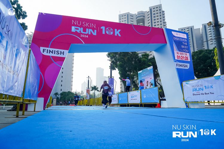 Race photo from Nu Skin Run 10K