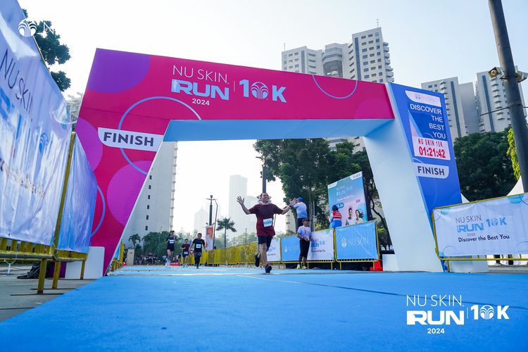 Race photo from Nu Skin Run 10K