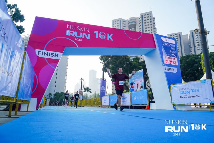 Race photo from Nu Skin Run 10K