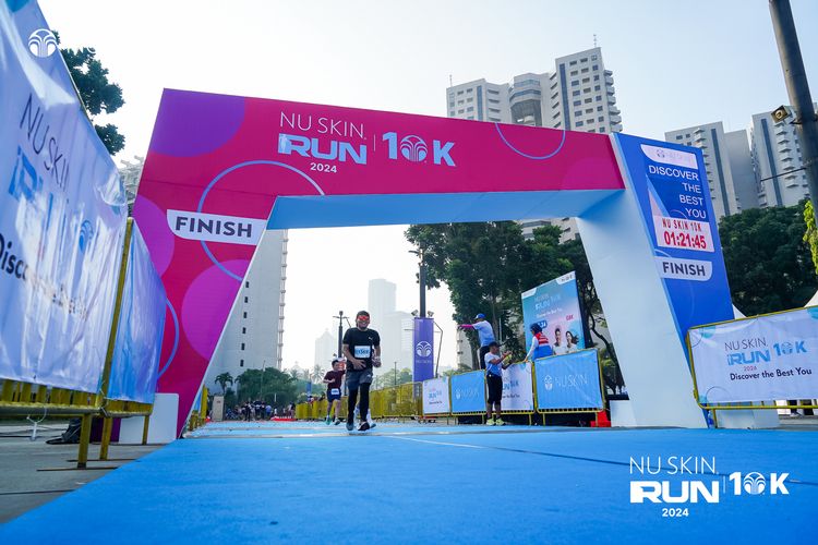 Race photo from Nu Skin Run 10K
