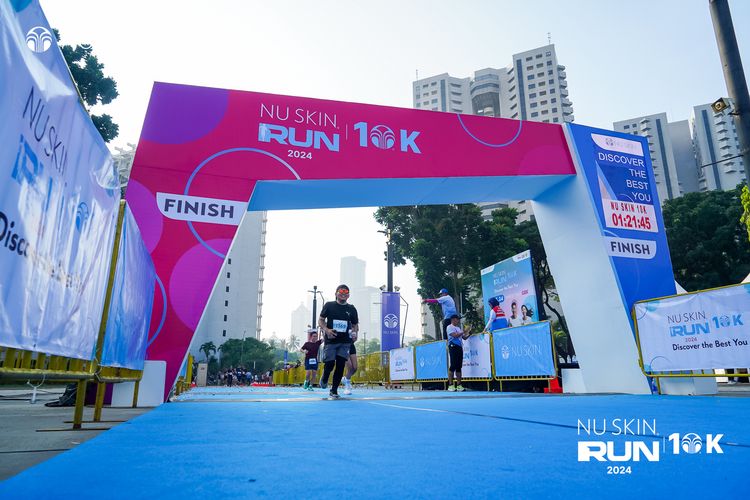 Race photo from Nu Skin Run 10K