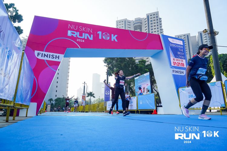 Race photo from Nu Skin Run 10K