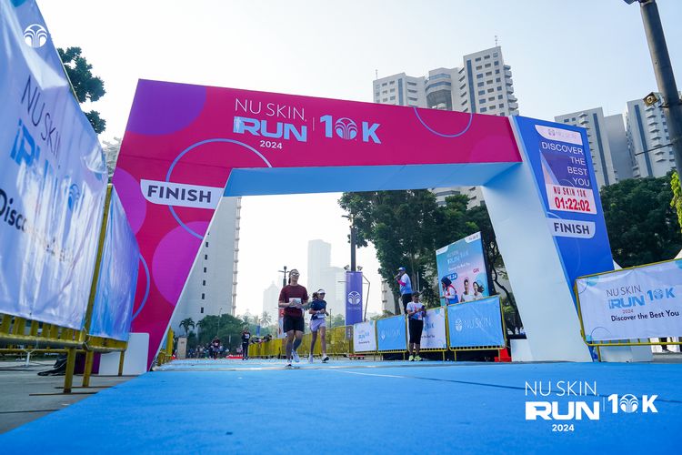 Race photo from Nu Skin Run 10K