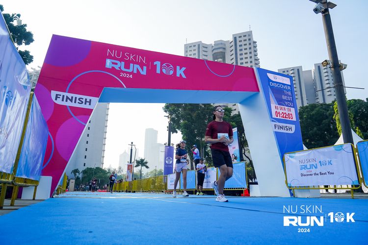 Race photo from Nu Skin Run 10K