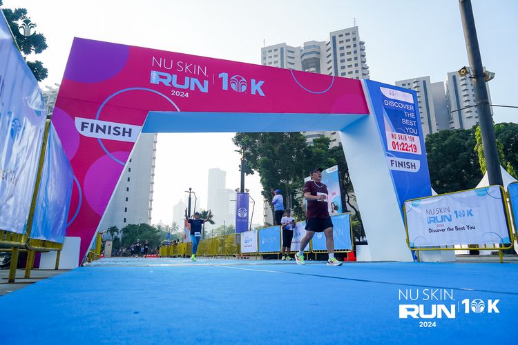 Race photo from Nu Skin Run 10K