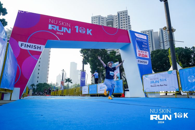 Race photo from Nu Skin Run 10K