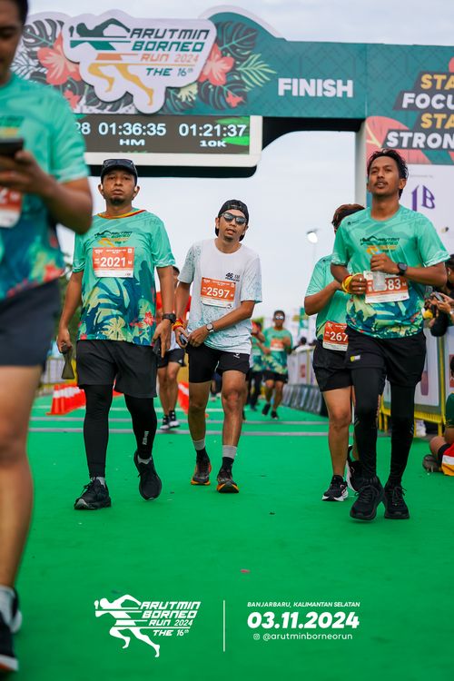 Race photo from Arutmin Borneo Run 2024